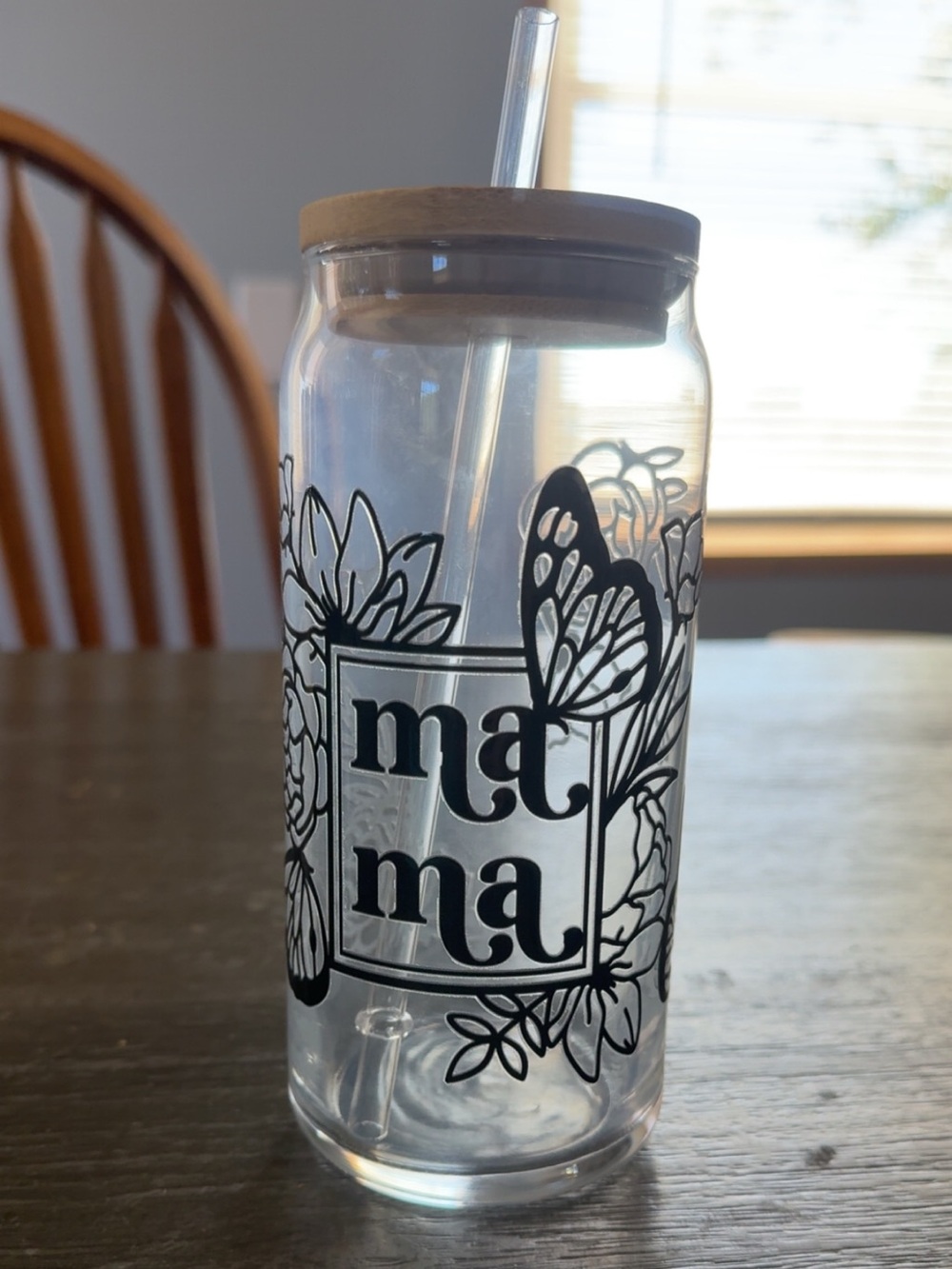 Custom made glass cup “mama”